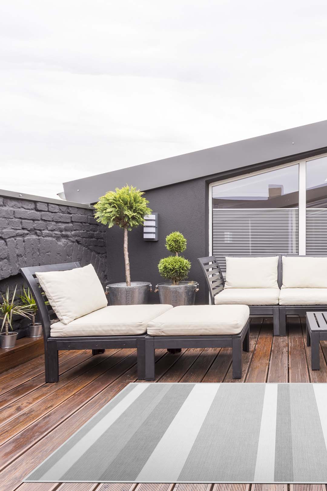 teppana-outdoor-melina-grau-teppich-waschbarer-outdoor-teppich-grau-silber-geome image 4