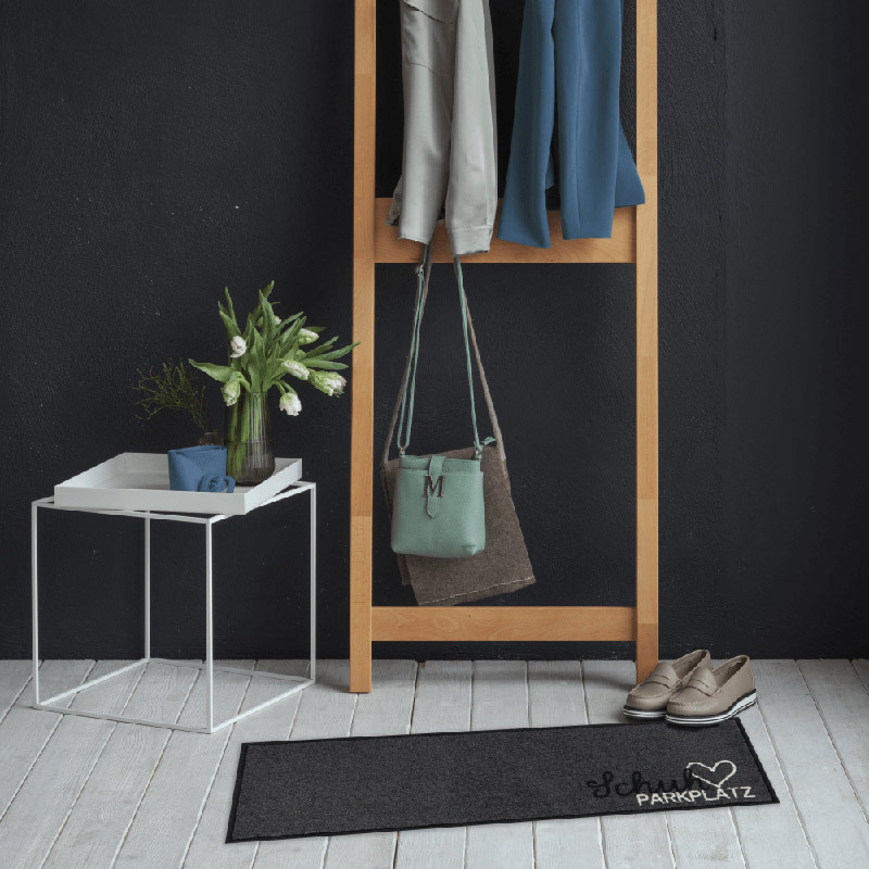 salonloewe-schuhparkplatz-pur-silber-minimatte-30-x-100-cm-fu-matte-mit-herz-mot image 2