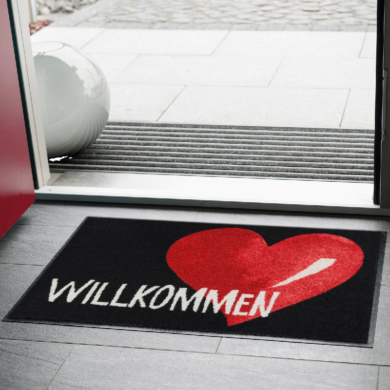 salonloewe-grossherzig-eingangsmatte-50-x-75-cm-rote-herz-fu-matte-aus-polyamid- image 2
