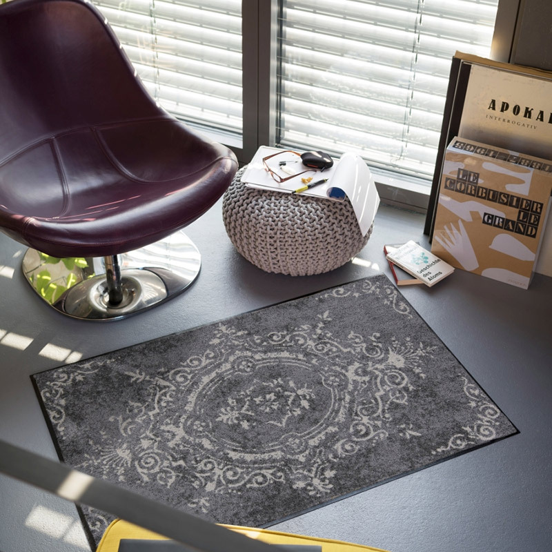 salonloewe-amira-grey-halbrund-fu-matte-75-x-120-cm-barockes-design-in-grau image 2