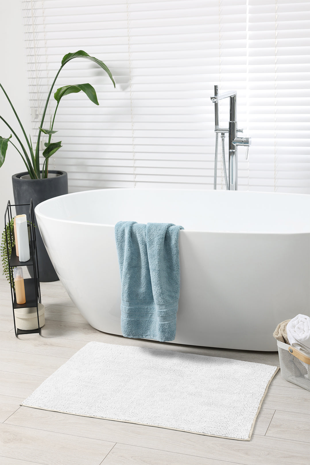 teppana-mono-wolke-badematte-flauschige-saugf-hige-und-waschbare-badematte-in-cr image 3