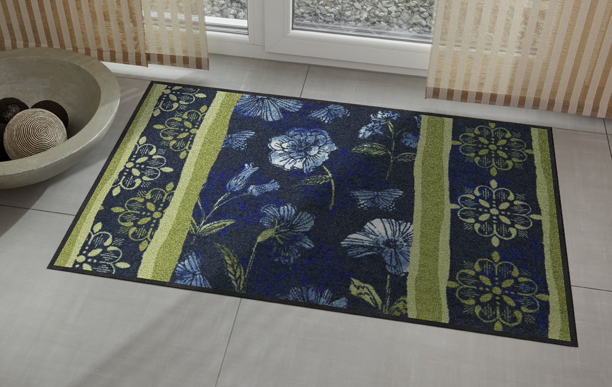 salonloewe-night-flowers-stripe-teppich-75-x-120-cm-florales-streifen-design image 2