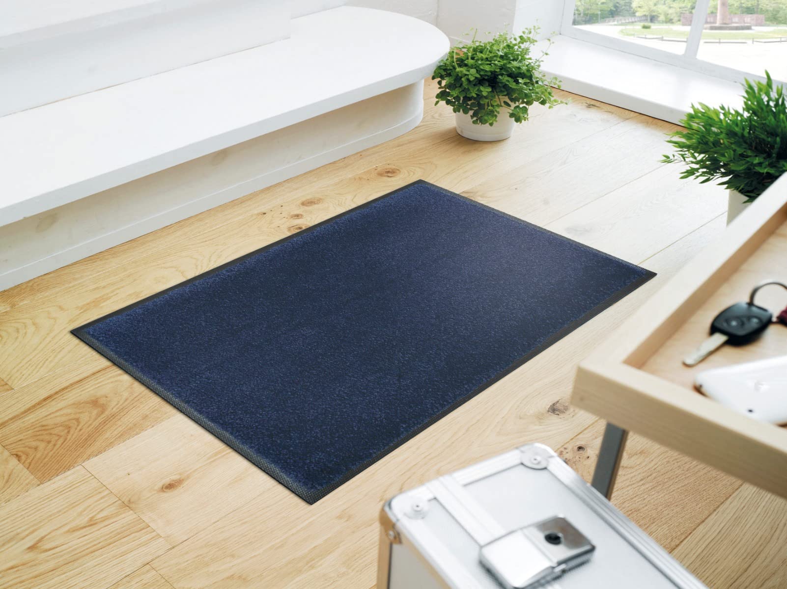 wash-dry-fu-matte-navy-50x75-cm-innen-und-au-en-waschbar-blau image 2