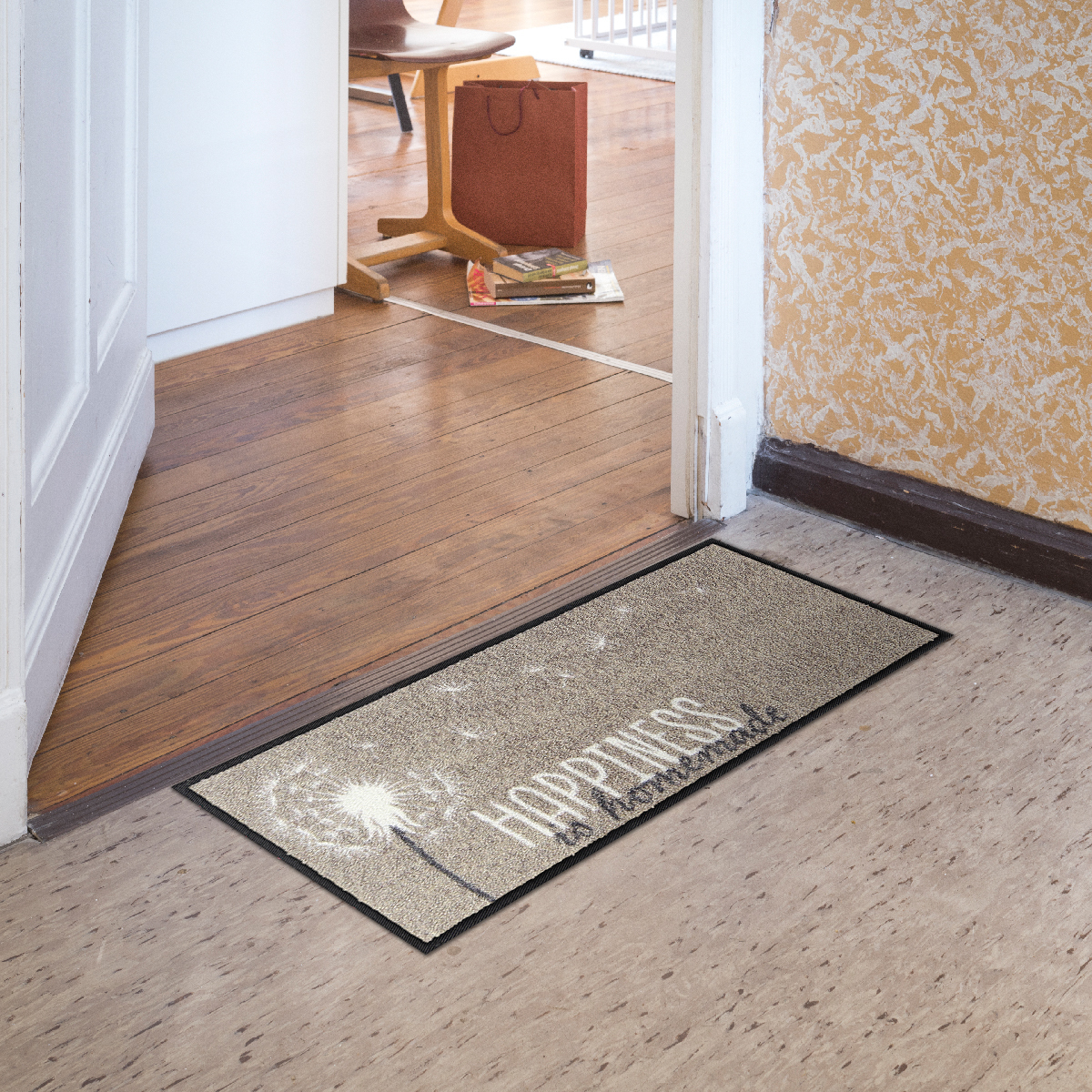 salonloewe-happiness-is-homemade-beige-minimatte-30-x-75-cm image 2