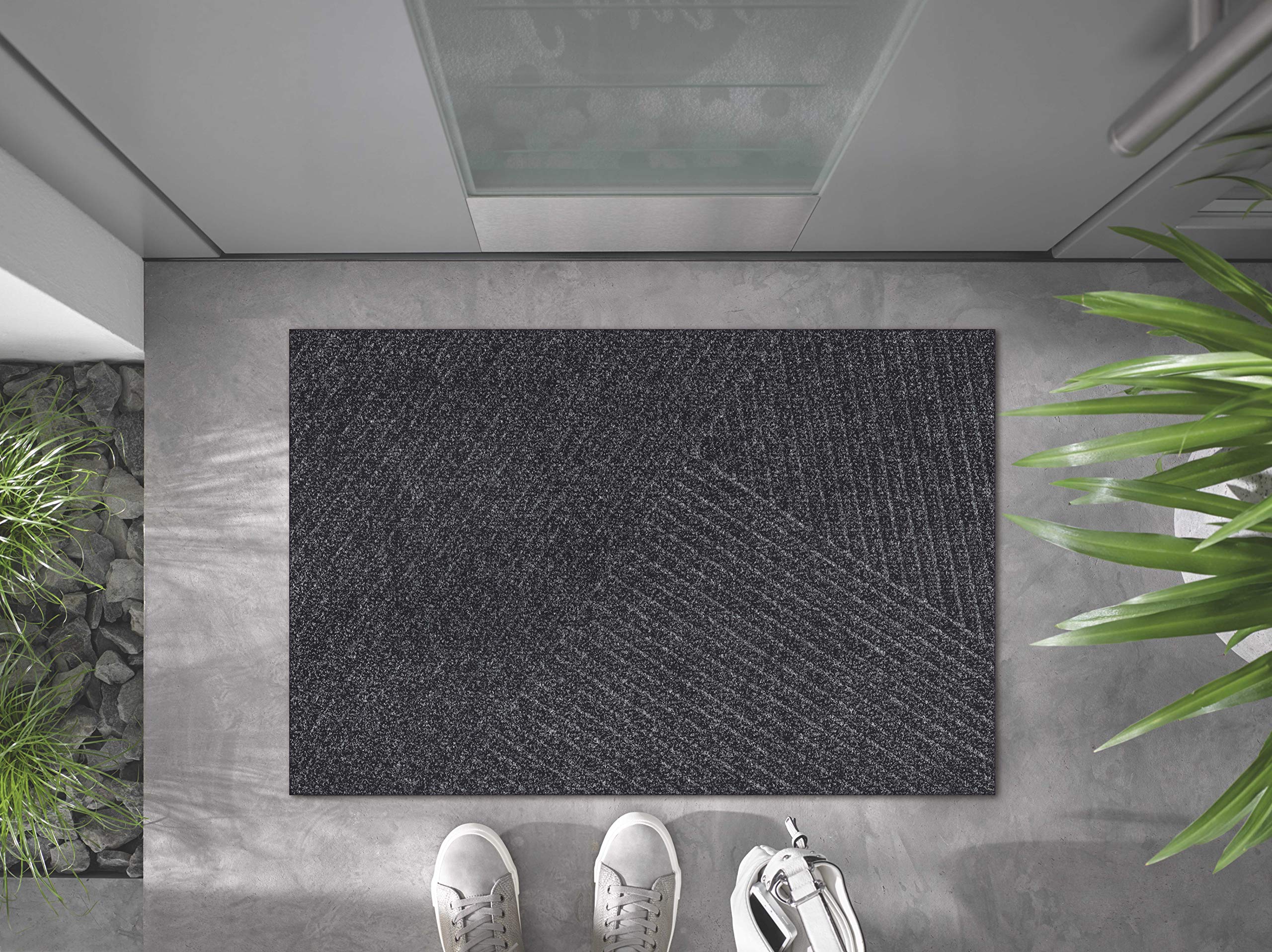 wash-dry-dune-stripes-fu-matte-dark-grey-60x90-cm image 3