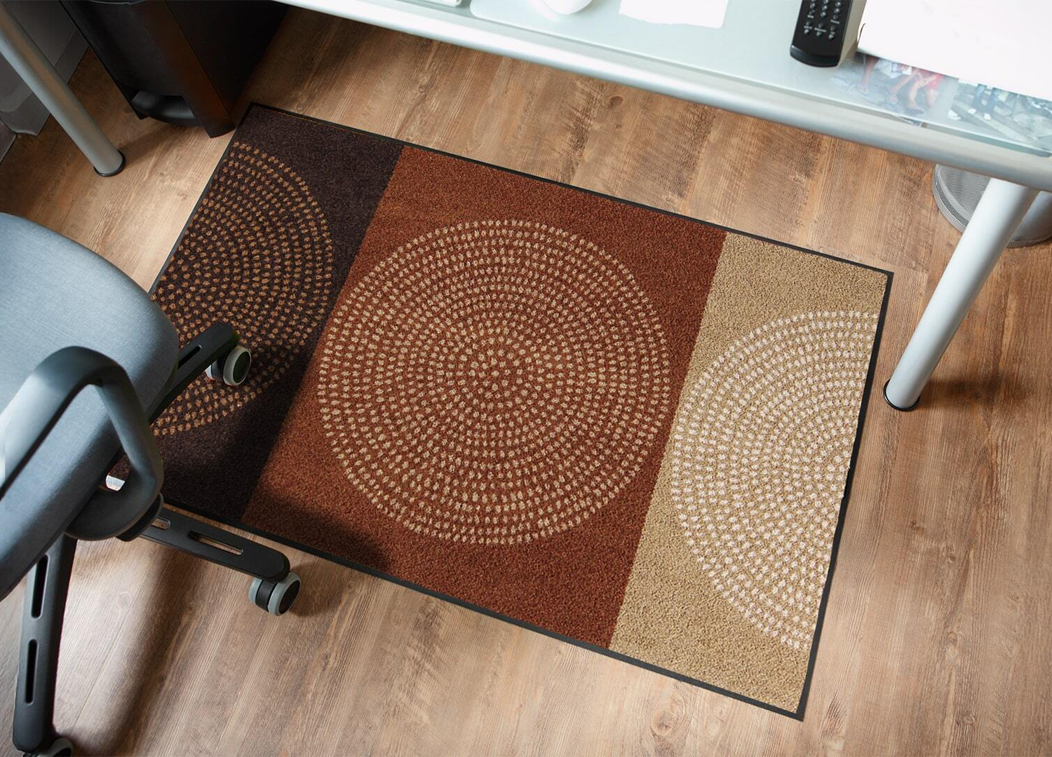 salonloewe-nestor-mocca-teppich-75-x-120-cm-waschbare-schmutzfangmatte-mit-grafi image 2