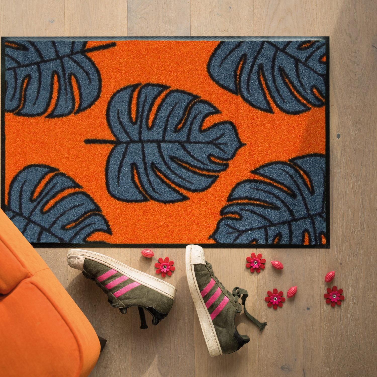 salonloewe-monstera-allover-orange-eingangsmatte-bl-tter-motiv-45-x-70-cm image 2