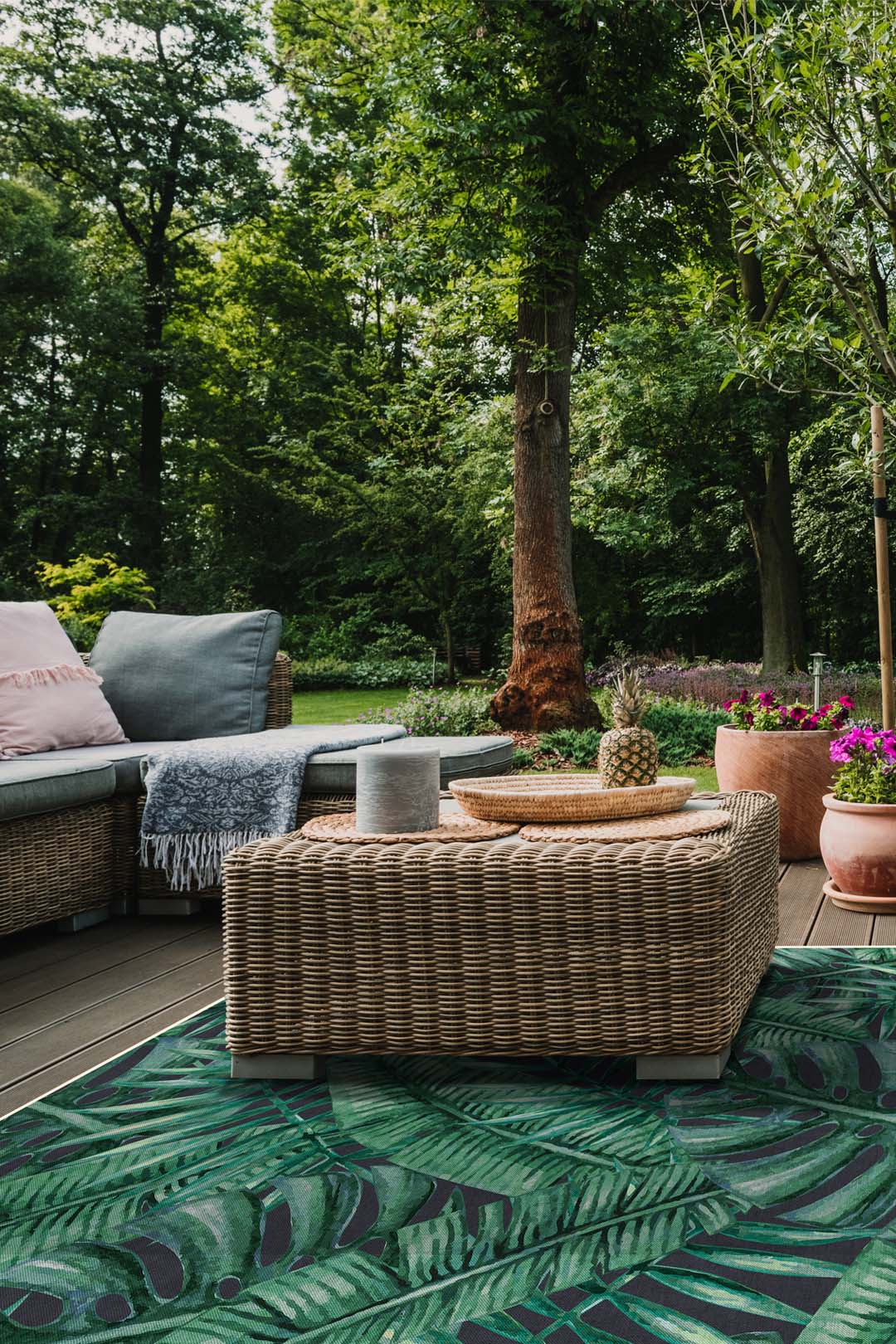 teppana-outdoor-tropischer-garten-waschbarer-outdoor-teppich-mit-blatt-design-in image 4