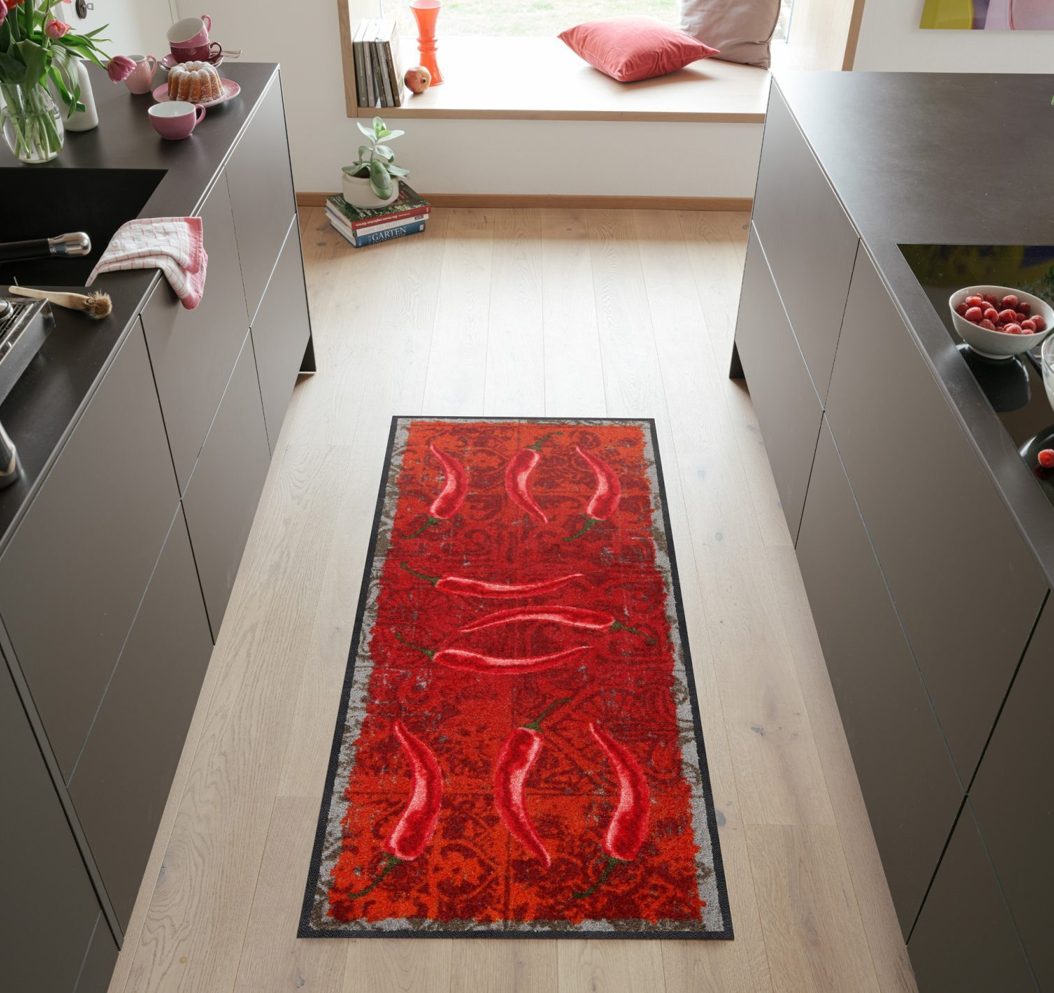salonloewe-hot-peppers-l-ufer-60-x-150-cm-waschbare-schmutzfangmatte-collection image 2
