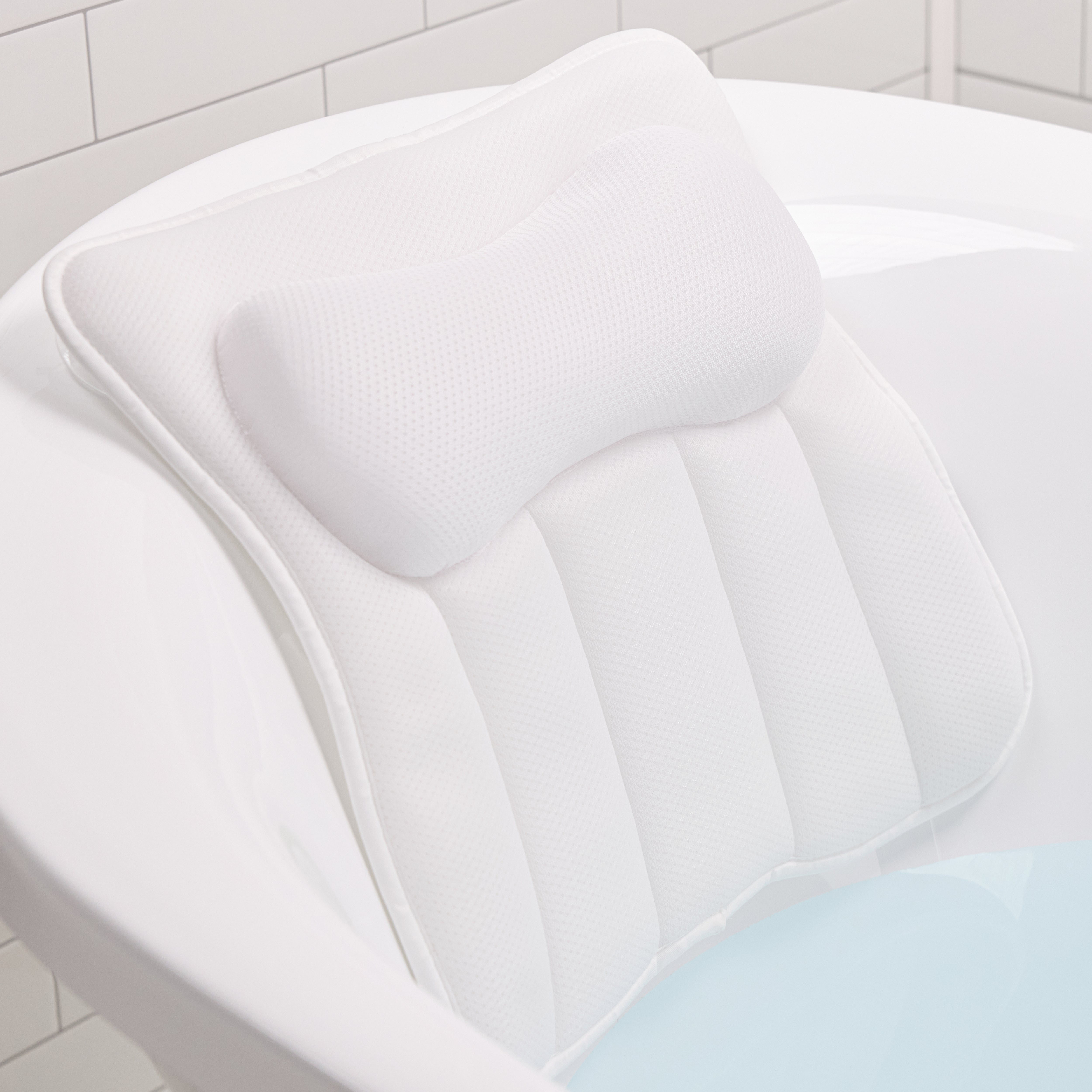 gorilla-grip-mesh-bath-pillow-badekissen image 3